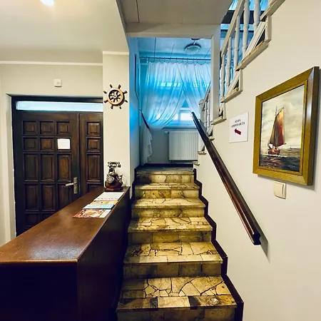 Homestay Medom *