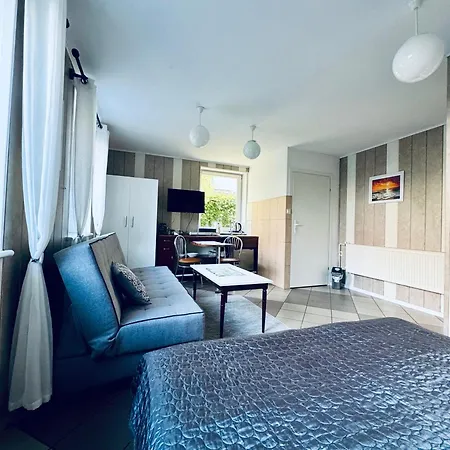 홈스테이 Medom Władysławowo